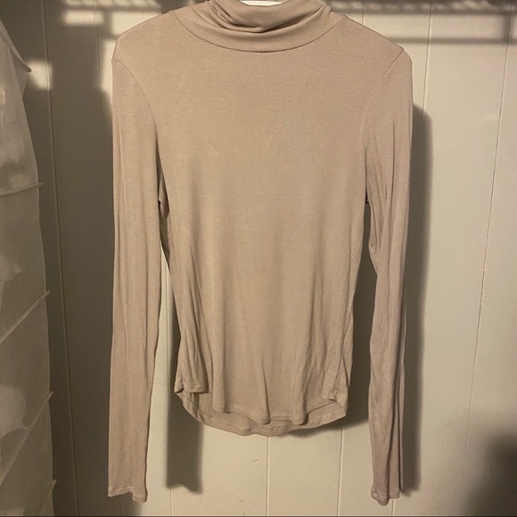 Talula Hackney Nude Turtleneck - Picture 3 of 5